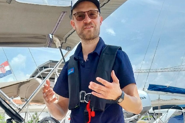 Kontakt mit Hubert von RED SAILING